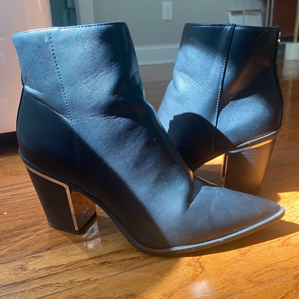 Circus by Sam Edelman black booties